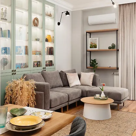 Brand New 2 Bdr Luxury In Centre Sofía